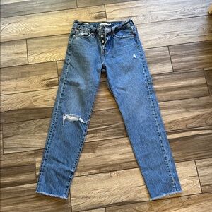LEVIS WEDGIE STRAIGHT SIZE 25